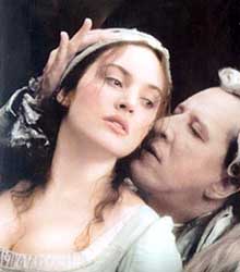 Kate Winsletov a Geoffrey Rush v hlavnch rolch filmu Quills - perem markze de Sade