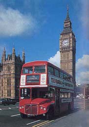 Typickm dopravnm prostedkem v Londn je dvoupatrov autobus