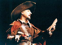  Jan Fiar jako Cyrano z Bergeracu ve stejnojmenn Rostandov he, rerovan Michaelem Tarantem