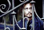 V hlavn roli se pedstav Johnny Depp 