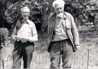 Dva vznamn etologov  Konrad Lorenz (vpravo) a Nokolaas Tinbergen