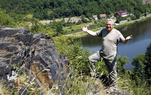 Moje esk krajina zan na severovchod od Persie, na sever od prvnho nilskho kataraktu, na zpad kon v nehostinnch Hebridch a na severu na Rujn, k Vclav Clek