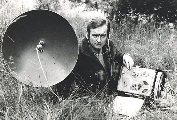 Jako jediný redaktor Československého rozhlasu směl Oldřich Unger sám, bez technika, natáčet na špičkový švýcarský magnetofon Nagra III.